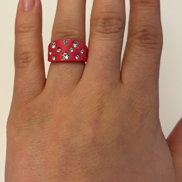 CLAIRE’S Big Chunky Rhinestone Gem Statement Fashion Ring - pink, size 5 - Picture 3 of 5